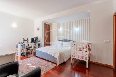 Moradia T4 para Venda em Santo Antonio