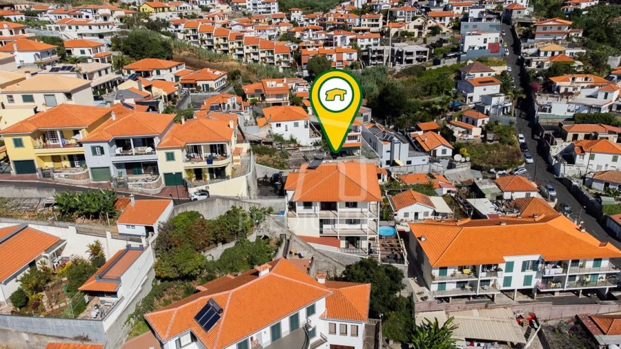 Moradia T4 para Venda em Santo Antonio Foto 28