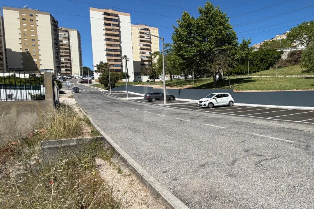 Prédio para Venda em Odivelas Foto 21