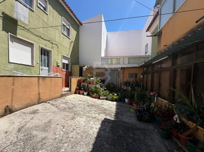 Prédio para Venda em Odivelas Foto 8