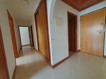 Apartamento T2 para Venda em Algueirão-Mem Martins