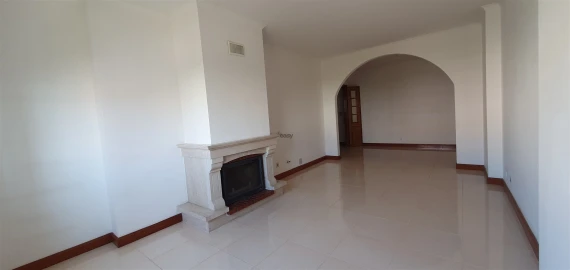 Apartamento T2 para Venda em Algueirão-Mem Martins