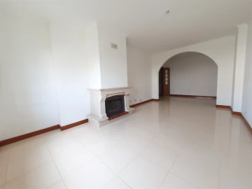 Apartamento T2 para Venda em Algueirão-Mem Martins