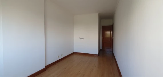 Apartamento T2 para Venda em Algueirão-Mem Martins