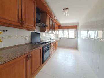 Apartamento T2 para Venda em Algueirão-Mem Martins