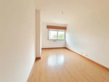 Apartamento T2 para Venda em Algueirão-Mem Martins