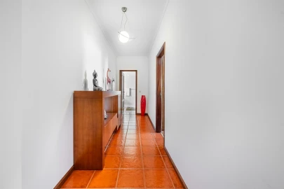 Apartamento T3 para Venda em Cristelos, Boim e Ordem
