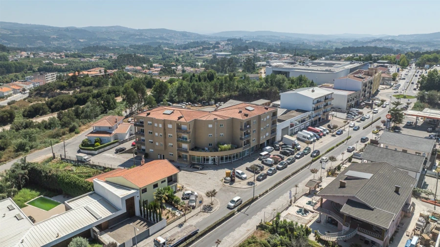 Apartamento T3 para Venda em Cristelos, Boim e Ordem Foto 23