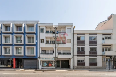 Apartamento T3 para Venda em Póvoa de Varzim, Beiriz e Argivai