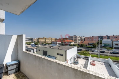 Apartamento T3 para Venda em Póvoa de Varzim, Beiriz e Argivai