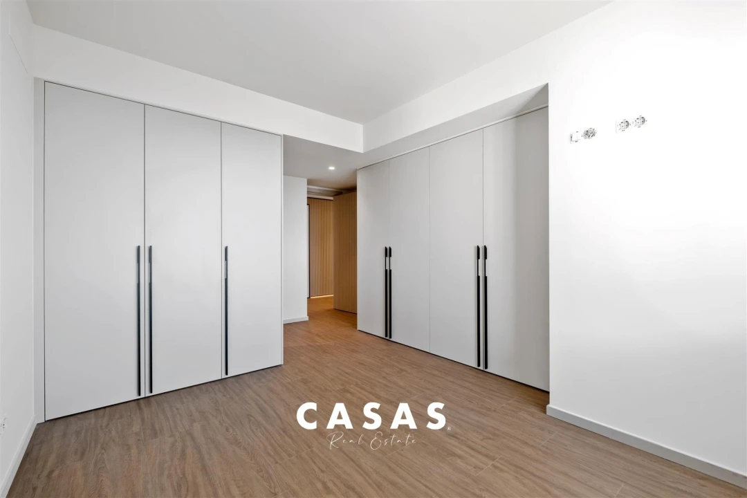 Apartamento T3 para Venda em Camara de Lobos Foto 32