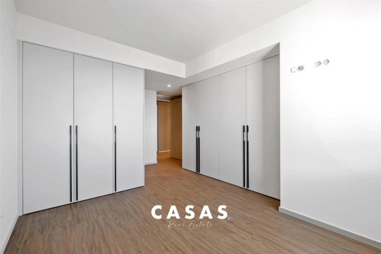 Apartamento T3 para Venda em Camara de Lobos Foto 32