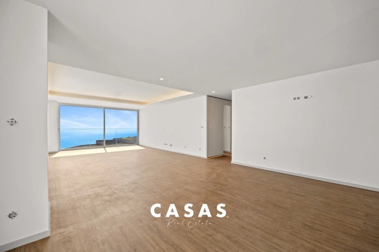 Apartamento T3 para Venda em Camara de Lobos Foto 16