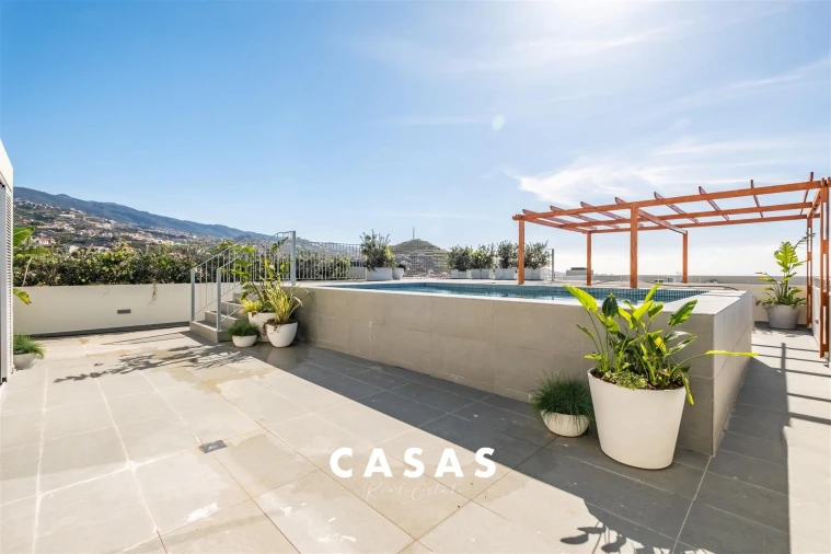 Apartamento T3 para Venda em Camara de Lobos Foto 36