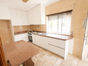 Moradia T3 para Arrendamento em Real, Dume e Semelhe