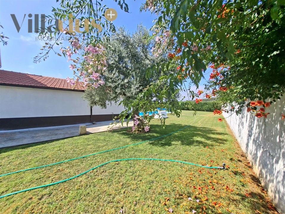 Moradia T5 para Venda em Areias e Pias Foto 21