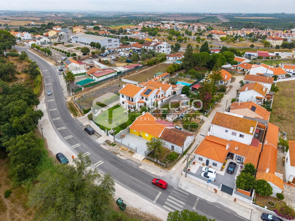 Moradia T3 para Arrendamento em Marvila, Ribeira Santarém, São Salvador, São Nicolau Foto 12