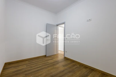 Moradia T3 para Arrendamento em Marvila, Ribeira Santarém, São Salvador, São Nicolau