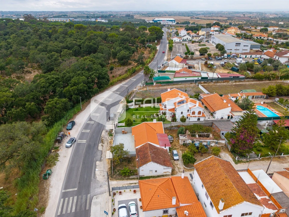 Moradia T3 para Arrendamento em Marvila, Ribeira Santarém, São Salvador, São Nicolau Foto 13