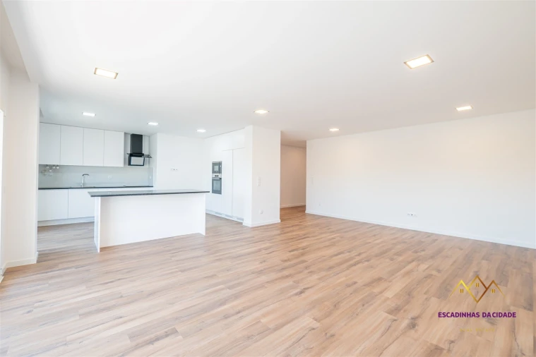 Apartamento T3 para Venda em Montijo e Afonsoeiro Foto 40