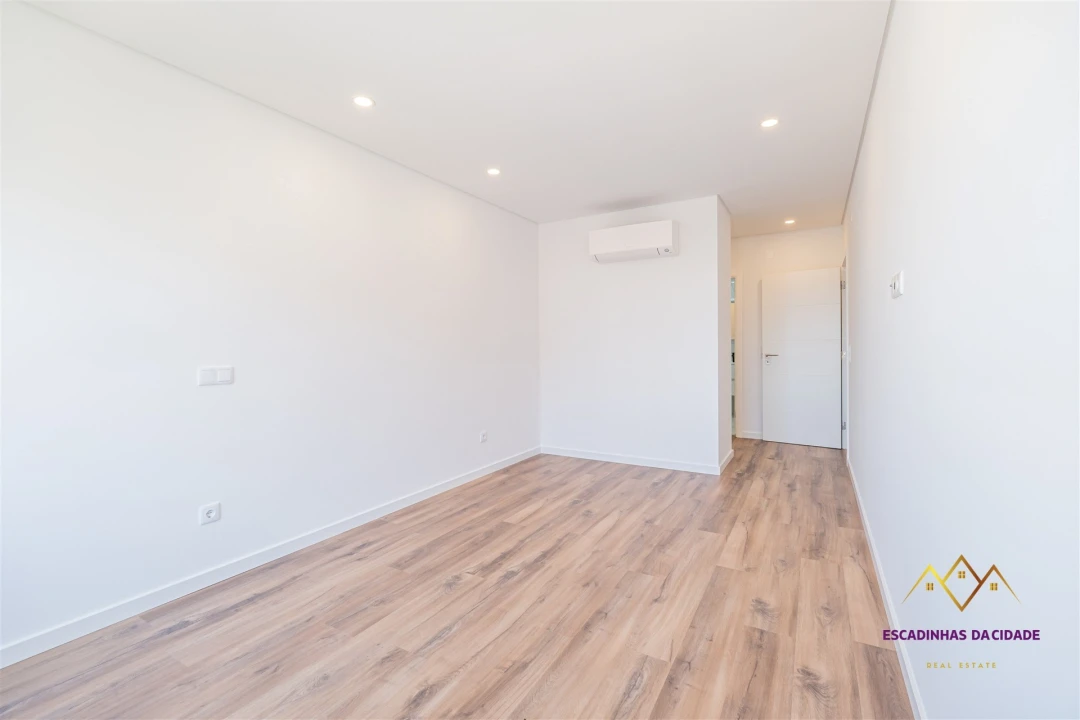 Apartamento T3 para Venda em Montijo e Afonsoeiro Foto 30