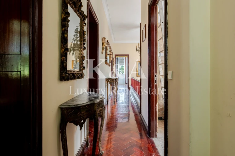 Moradia T5 para Venda em Paranhos Foto 5