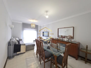 Apartamento T3 para Venda em Malta e Canidelo