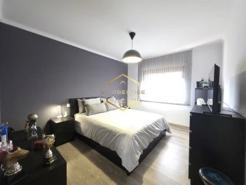 Apartamento T3 para Venda em Malta e Canidelo