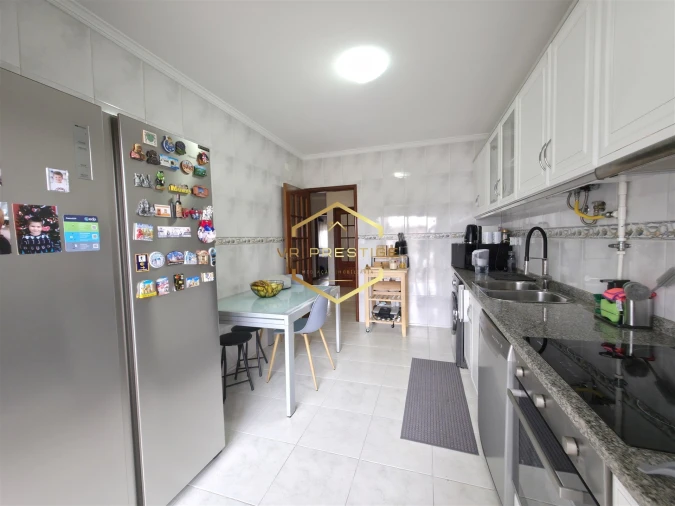 Apartamento T3 para Venda em Malta e Canidelo Foto 2