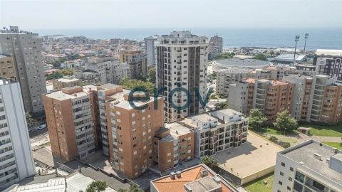 Apartamento T1 para Venda em Póvoa de Varzim, Beiriz e Argivai