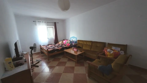 Apartamento T3 para Venda em Algoz e Tunes