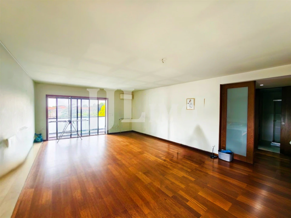 Apartamento T3 para Venda em Paranhos Foto 8