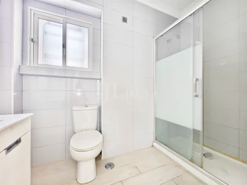 Apartamento T3 para Venda em Almada, Cova da Piedade, Pragal e Cacilhas