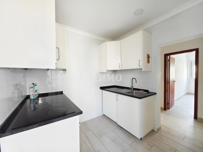 Apartamento T3 para Venda em Almada, Cova da Piedade, Pragal e Cacilhas Foto 10