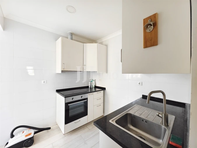 Apartamento T3 para Venda em Almada, Cova da Piedade, Pragal e Cacilhas Foto 9
