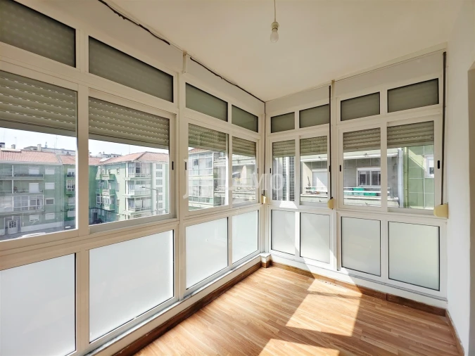 Apartamento T3 para Venda em Almada, Cova da Piedade, Pragal e Cacilhas Foto 5