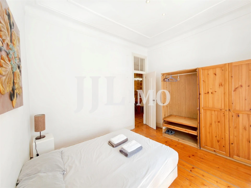 Apartamento T3 para Arrendamento em Santa Maria Maior Foto 19
