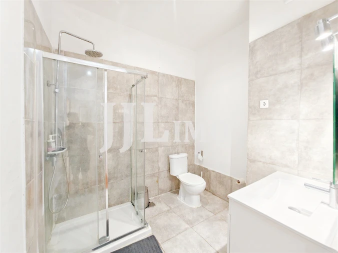Apartamento T3 para Arrendamento em Santa Maria Maior Foto 14