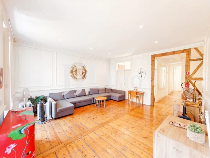 Apartamento T3 para Arrendamento em Santa Maria Maior Foto 9