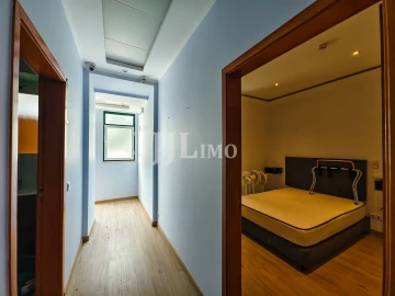 Apartamento T10 para Arrendamento em Santo António