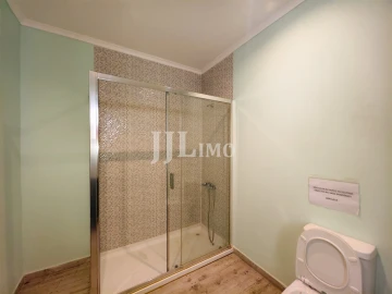 Apartamento T10 para Arrendamento em Santo António