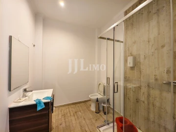 Apartamento T10 para Arrendamento em Santo António