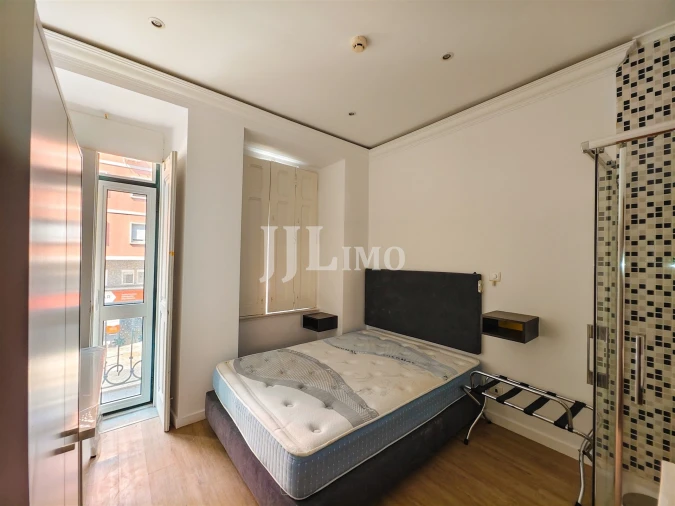 Apartamento T10 para Arrendamento em Santo António Foto 25