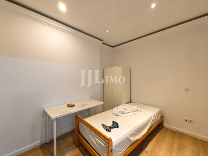 Apartamento T10 para Arrendamento em Santo António Foto 8