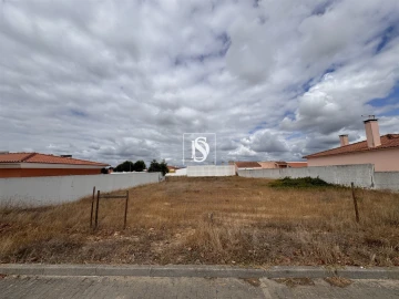 Terreno para Venda em Benfica do Ribatejo