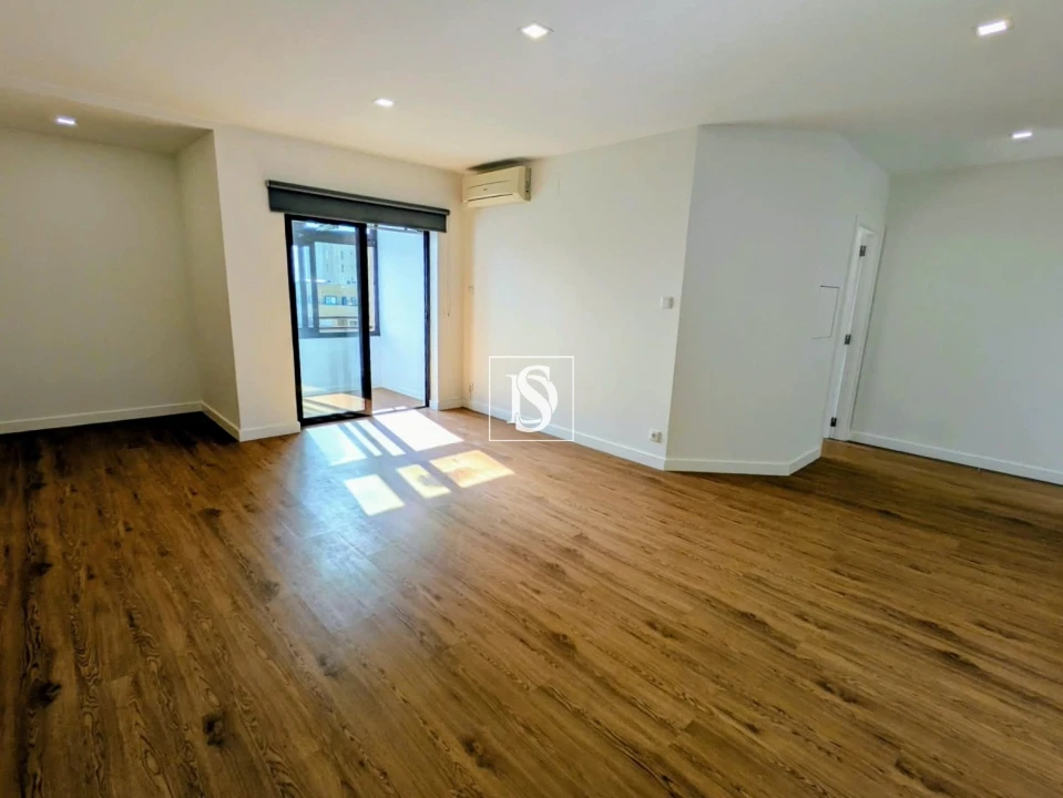 Apartamento T1 para Venda em Póvoa de Varzim, Beiriz e Argivai Foto 3