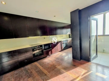 Apartamento T3 para Venda em Póvoa de Varzim, Beiriz e Argivai