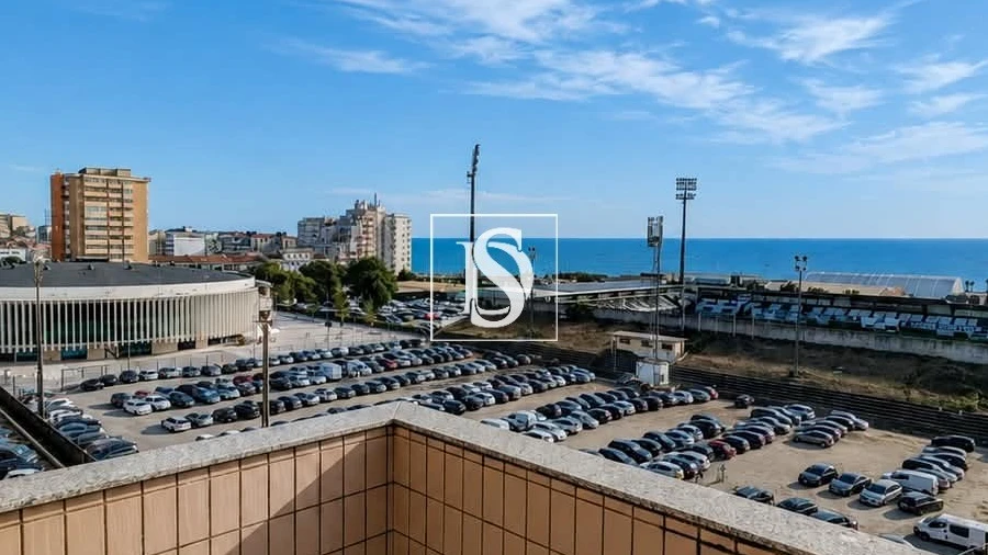 Apartamento T3 para Venda em Póvoa de Varzim, Beiriz e Argivai