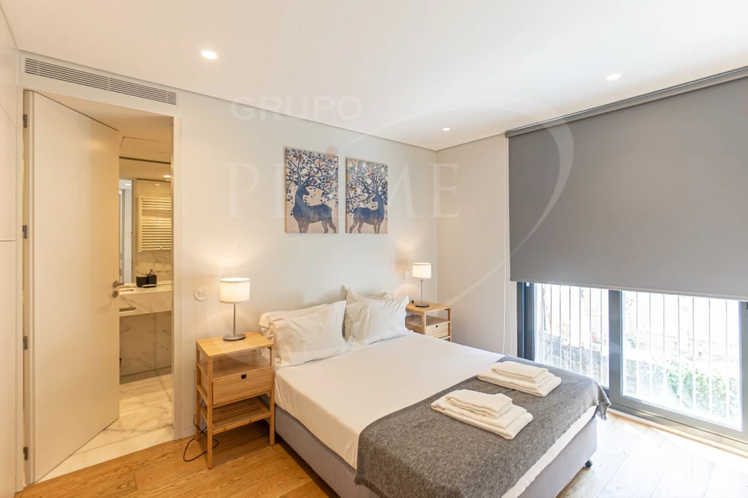 Apartamento T2 para Venda em Cedofeita, Santo Ildefonso, Sé, Miragaia, São Nicolau e Vitória Foto 16