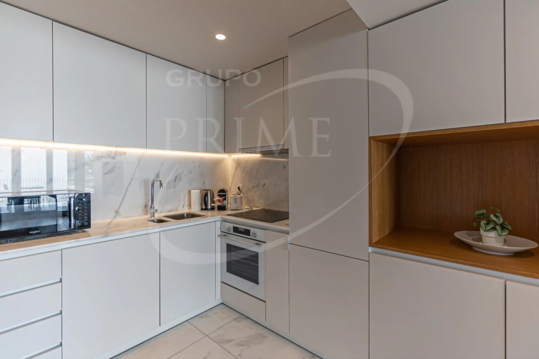 Apartamento T2 para Venda em Cedofeita, Santo Ildefonso, Sé, Miragaia, São Nicolau e Vitória Foto 8